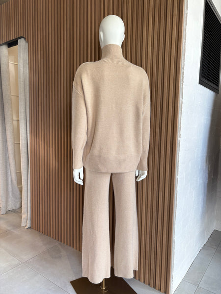 Nude knitwear set