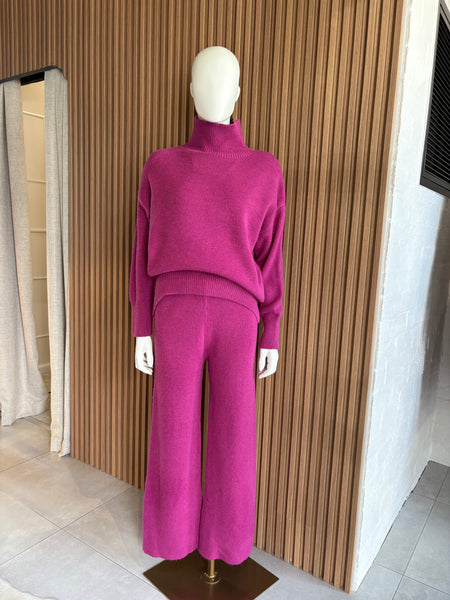 Berry knitwear set