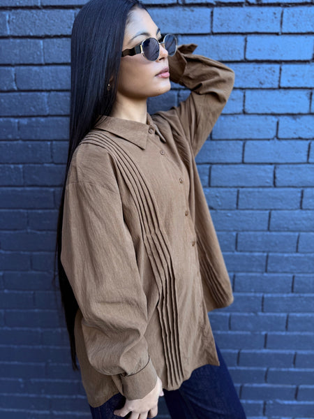 Choc Shirt with front pleat detail