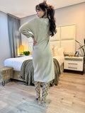 Stone knitted dress with shoulder button