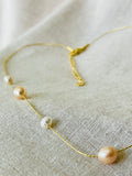 Halo pearl on gold thread choker