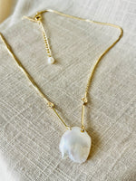 HALO - flat baroque pearl necklace