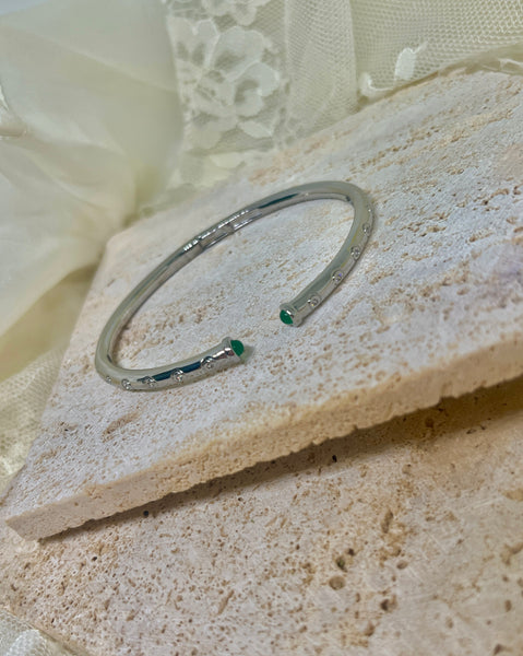 HALO - silver cuff bracelet with clover detail