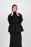 Lindy sleeveless puffer - black
