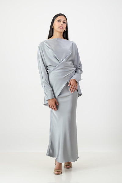 Grey long sleeve criss cross top with skirt